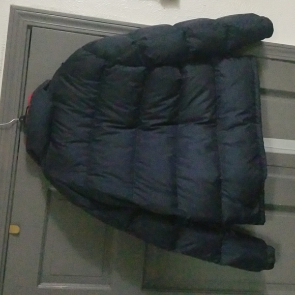 Ralph Lauren Puffer Jacket - Picture 6 of 9